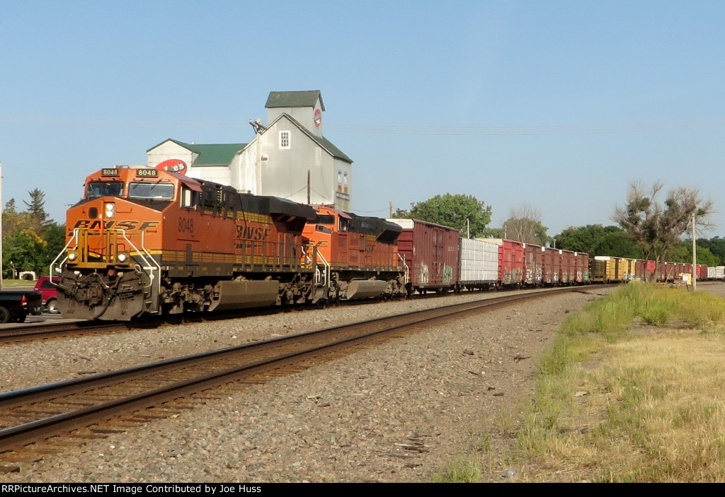 BNSF 8048 East